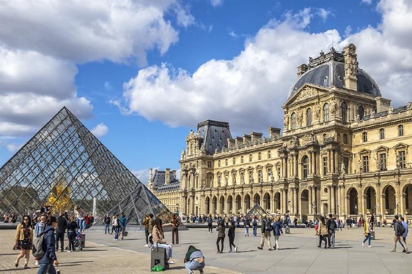 루브르박물관 + 반일 투어, Paris